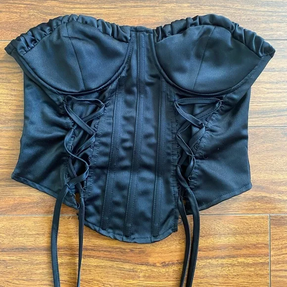 PrettyLittleThing Black Satin Double Lace Up Crop Corset Size 4 - Picture 1 of 9